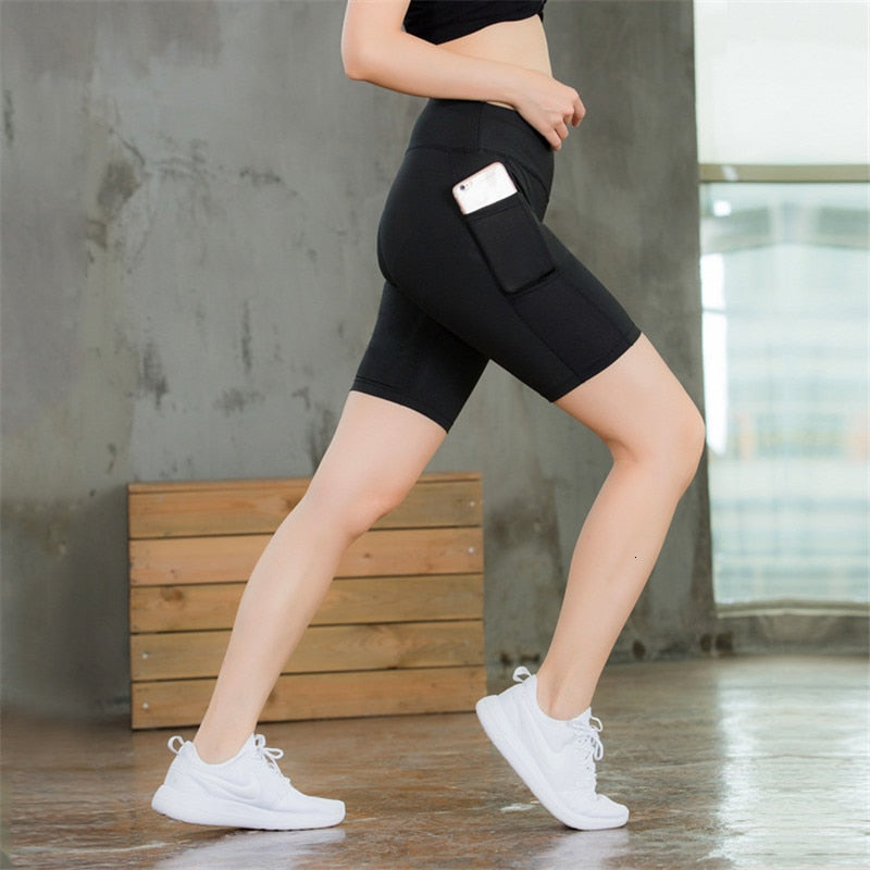 Clingy Plié Seamless Yoga Compression Shorts