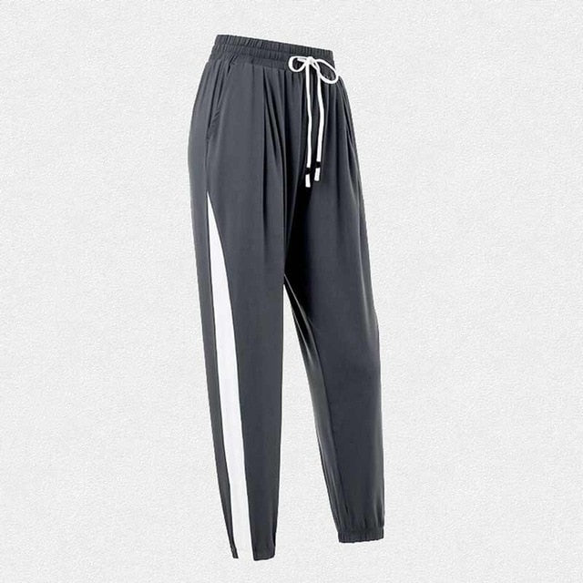 Elated Patchy Pocket Athleisure Wear Sports Pants