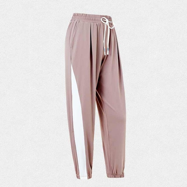 Elated Patchy Pocket Athleisure Wear Sports Pants